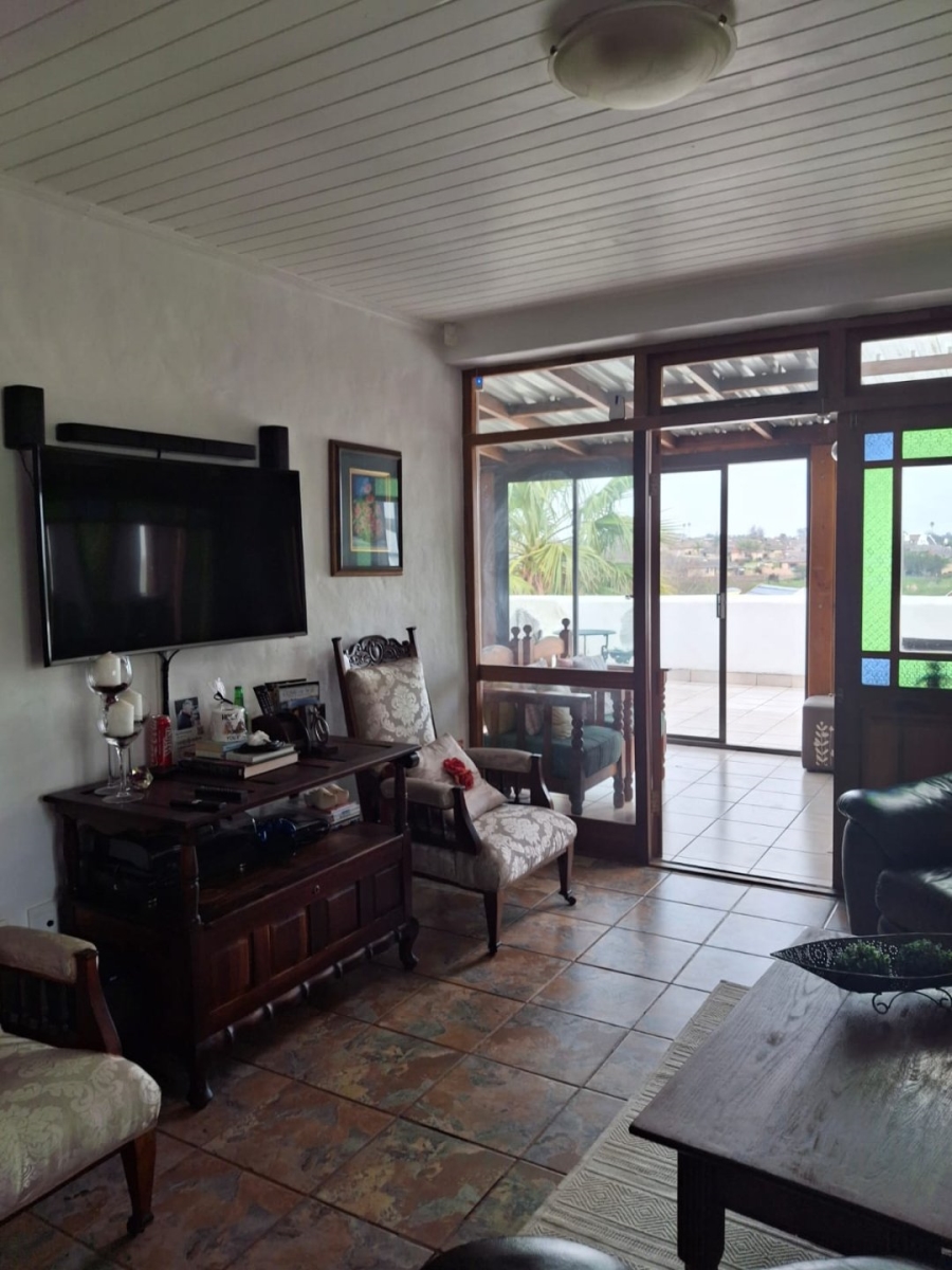 2 Bedroom Property for Sale in King George Park Western Cape